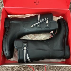 Hunter boots size 6